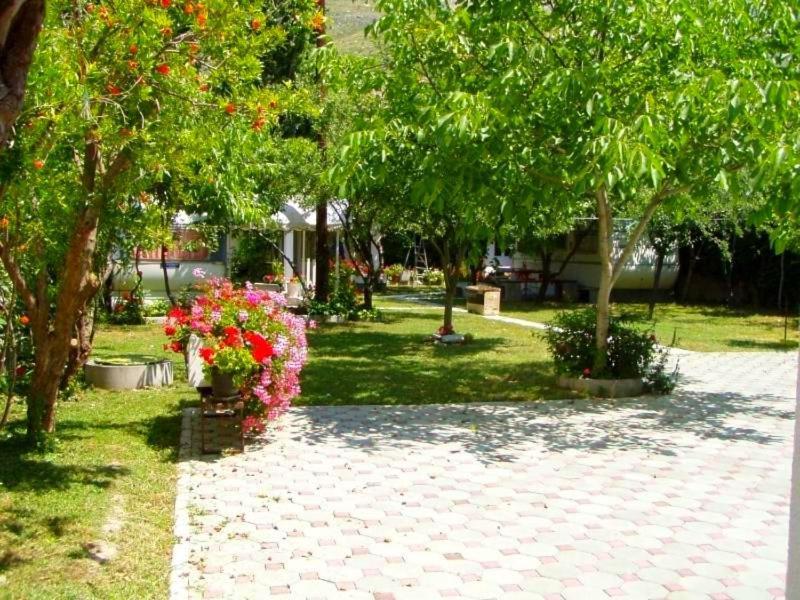 Beach House - Apartments Ana Duće Dış mekan fotoğraf